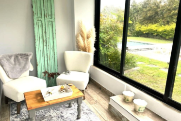 URUGUAY - Montevideo region - Magnificent villa with pool in a gated and secure area