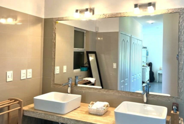 URUGUAY - Montevideo region - Magnificent villa with pool in a gated and secure area