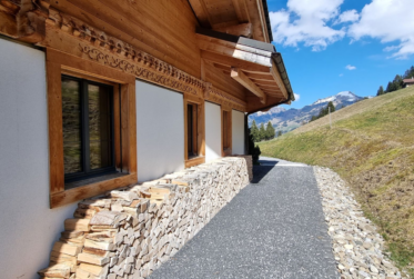 Beautiful and luxurious chalet with indoor pool- Gstaad Valley