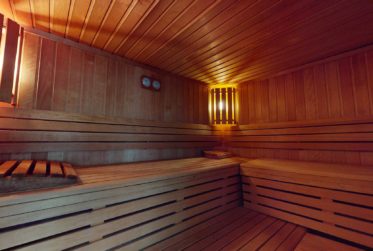 Beautiful 3.5-Room Apartment within a Historic Alpine Residence